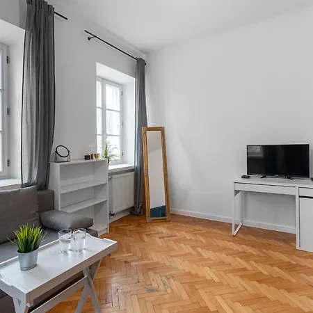 - Great Location- Stays-mostowa Apartment *